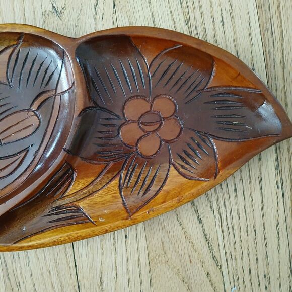 Carved Wooden Inlaid Flowers Aruba Leaf Shaped Dip Serving Tray Platter Dish - Picture 5 of 8